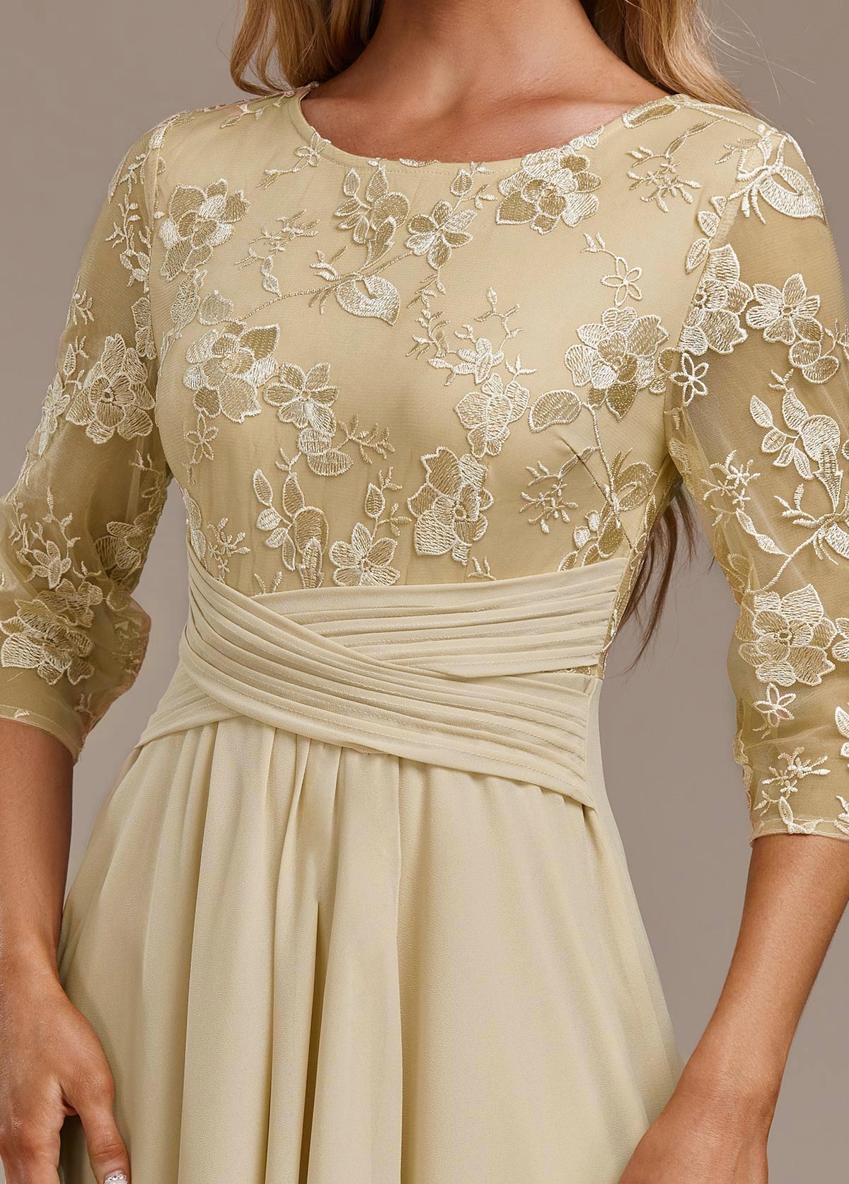 Elizabeth | Women's Champagne FLoral 3/4 Sleeve Round Neck Dress – Floral Print