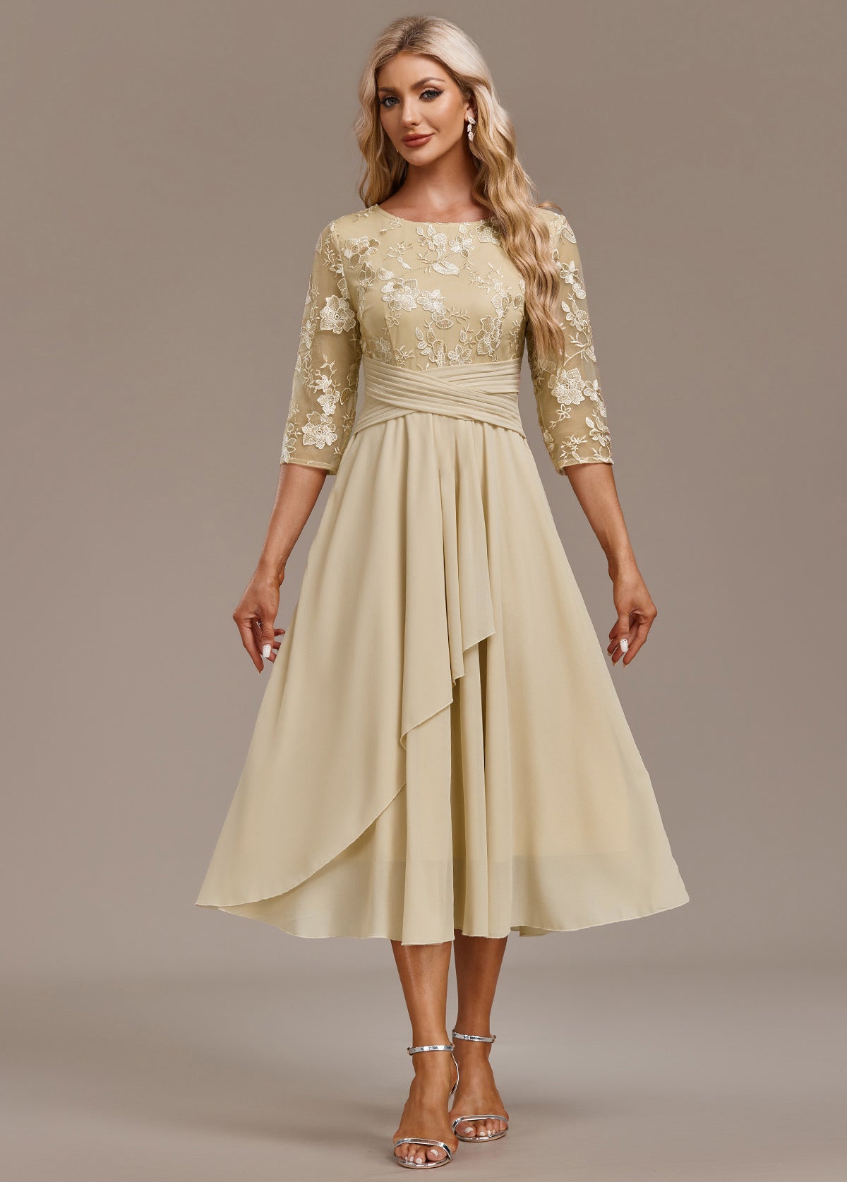 Elizabeth | Women's Champagne FLoral 3/4 Sleeve Round Neck Dress – Floral Print
