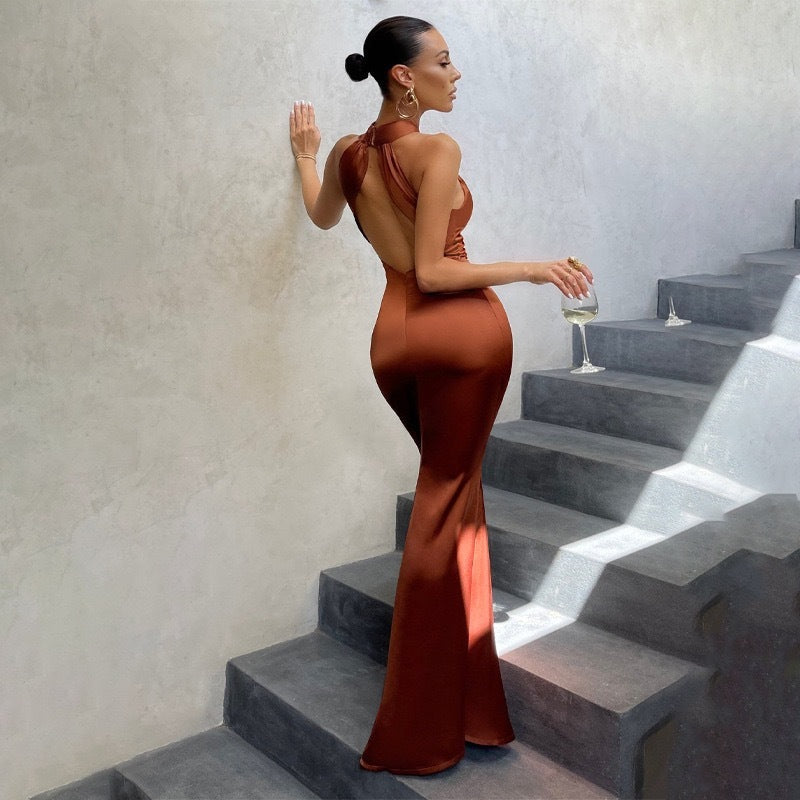 Claire | Women's Elegant Fishtail Dress with Open Back and Fitted Cut – Elegant