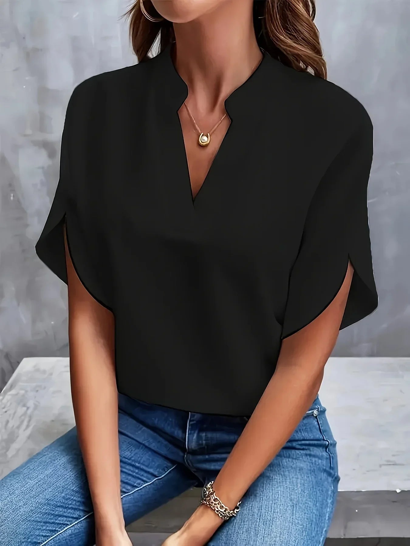 Giselle | Women's Sophisticated Blouse with Tailored Design – Casual