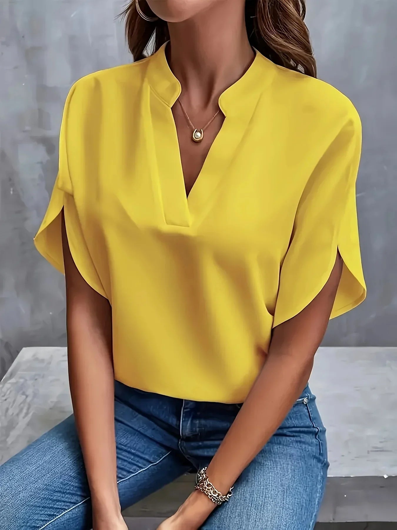 Giselle | Women's Sophisticated Blouse with Tailored Design – Casual