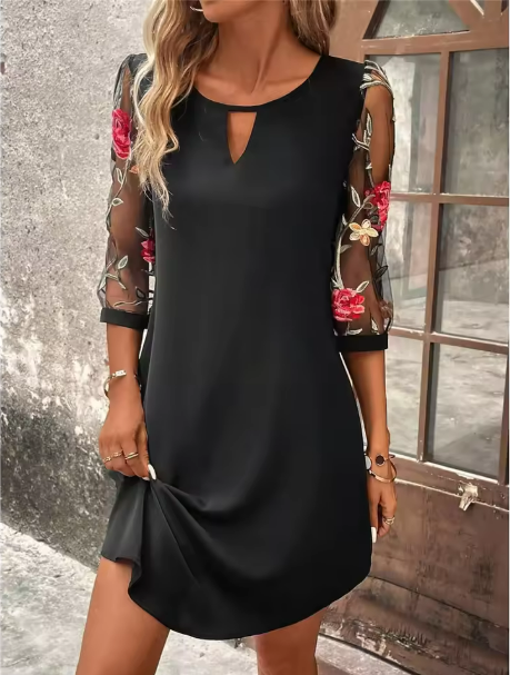 Bernice | Women's Elegant dress with a V-neckline and eye-catching sleeves – V-Neck, Elegant