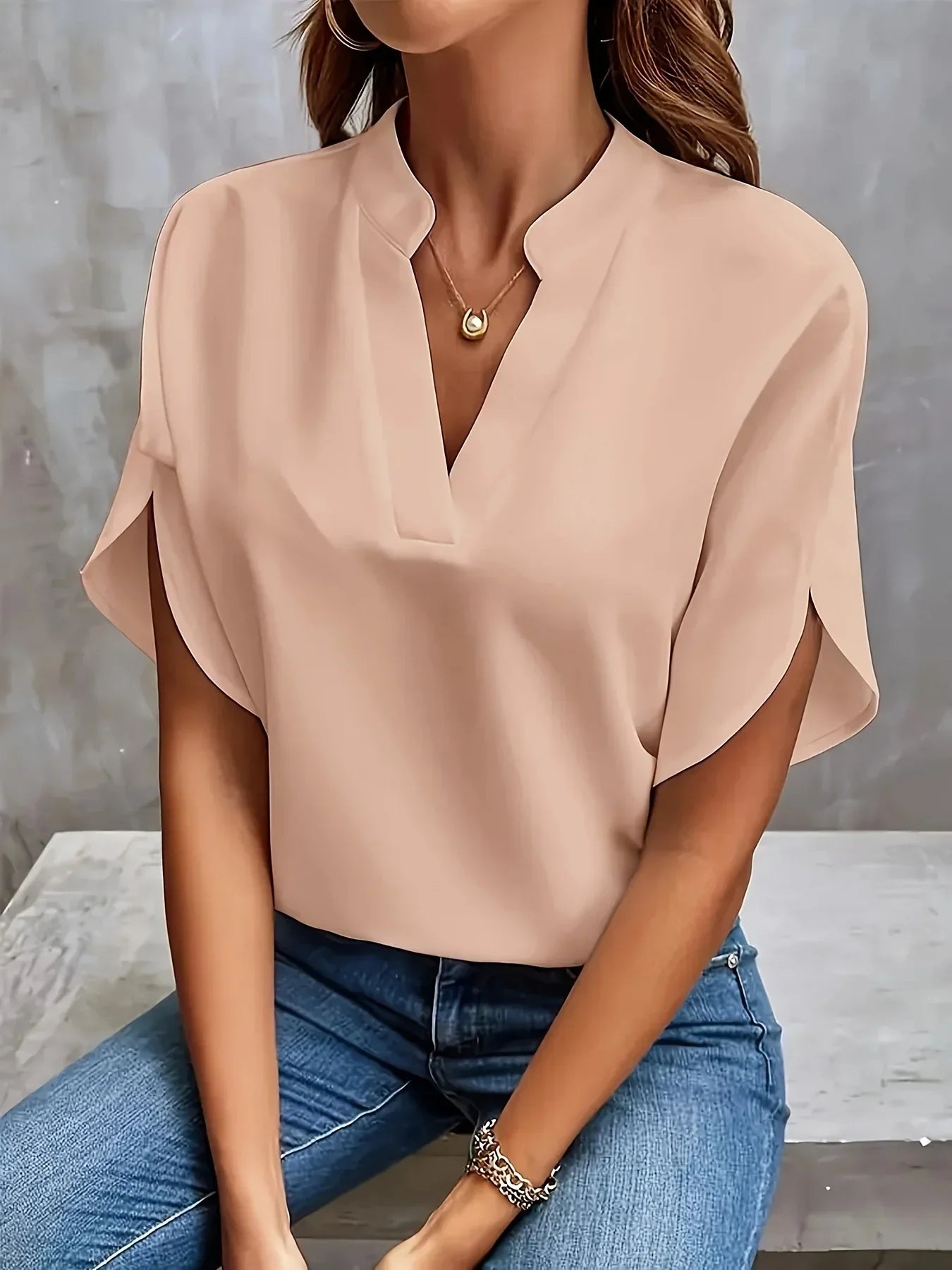 Giselle | Women's Sophisticated Blouse with Tailored Design – Casual